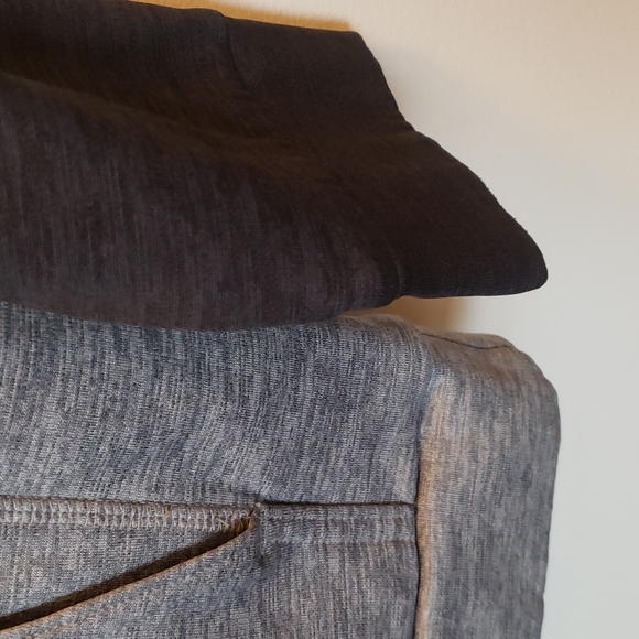 ADIDAS BOYS PULL-OVER HOODIE. Perfect condition. - Picture 4 of 6